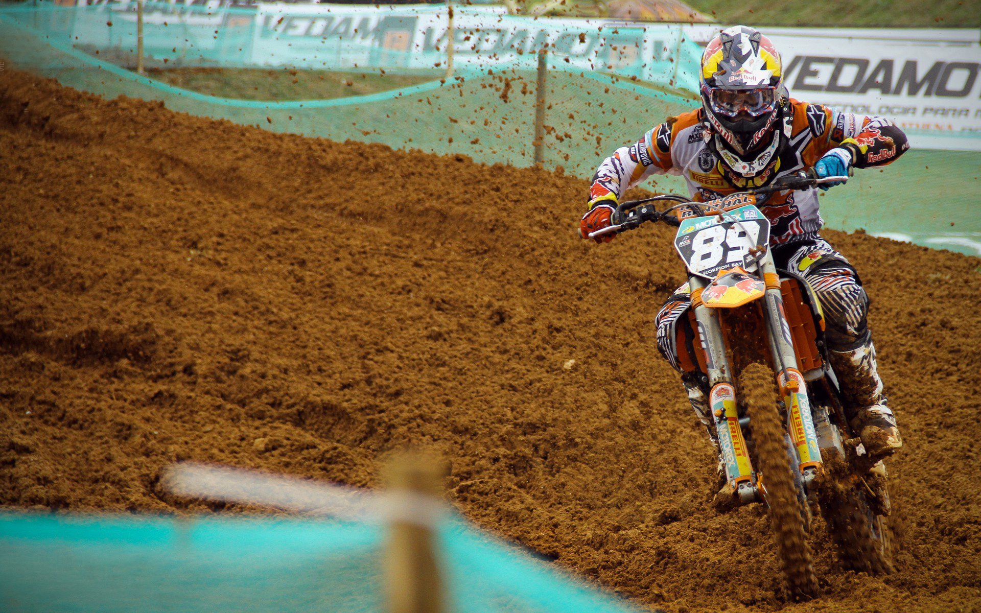 中超球队主场氛围持续高涨，中超主场球场