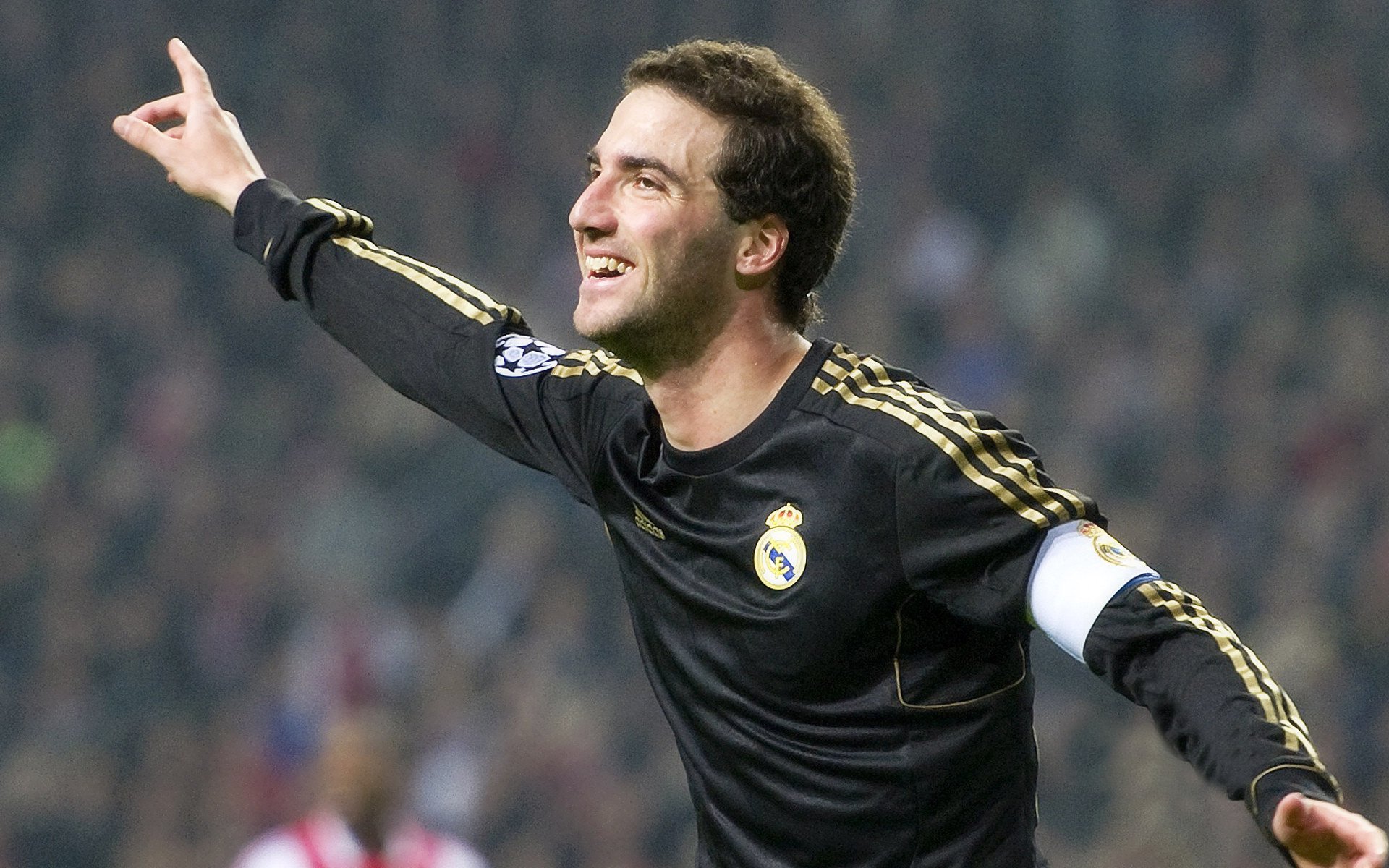 MotoGP日本站马奎斯再登领奖台，展现顽强拼搏，马奎斯摩托车比赛视频